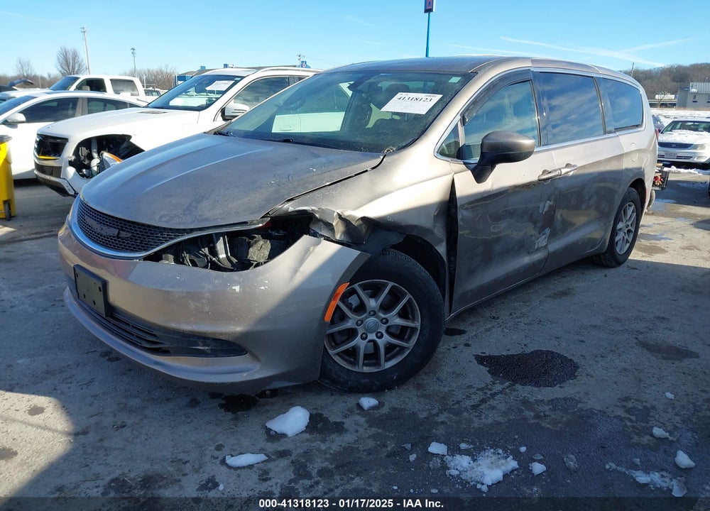 2017 CHRYSLER PACIFICA VIN: 2C4RC1CG4HR708590