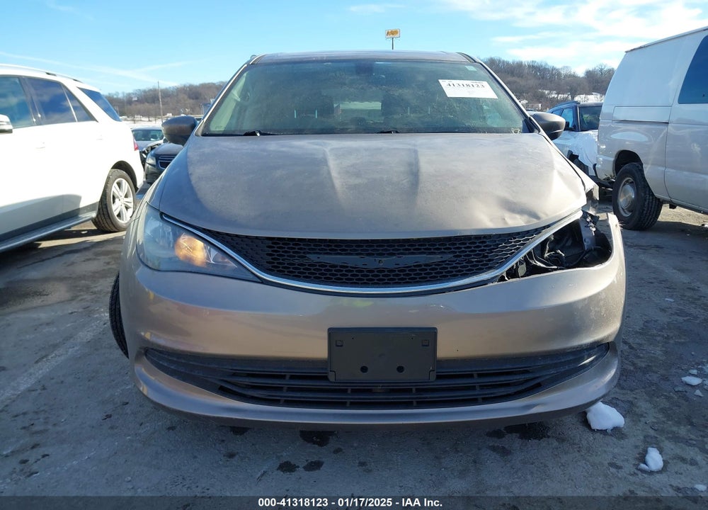 2017 CHRYSLER PACIFICA VIN: 2C4RC1CG4HR708590