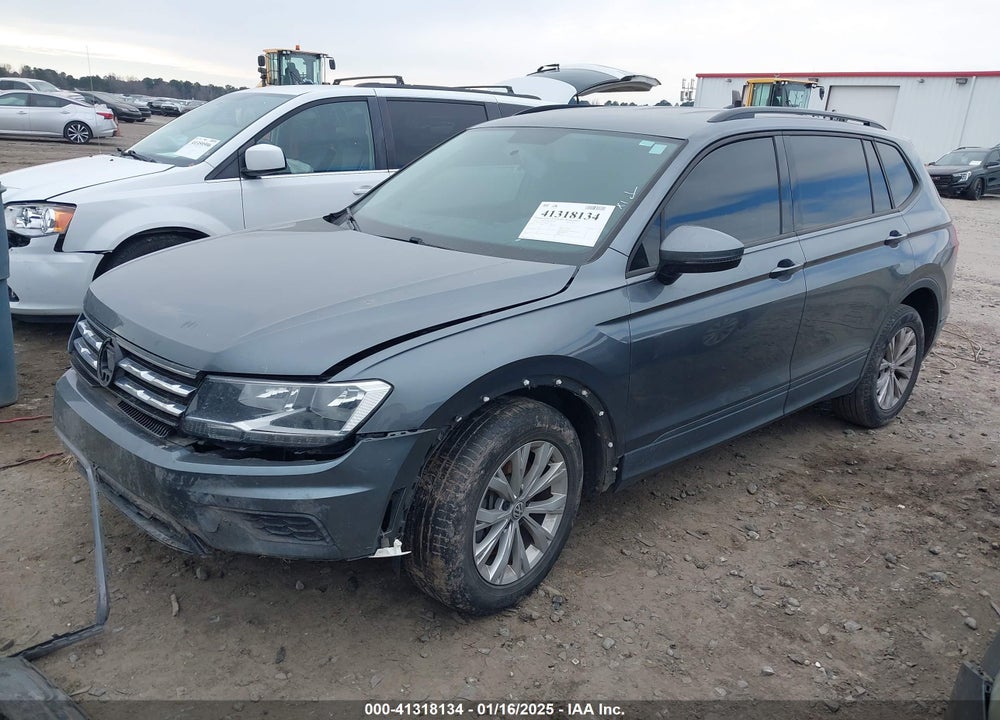 2019 VOLKSWAGEN TIGUAN VIN: 3VV1B7AX5KM077211