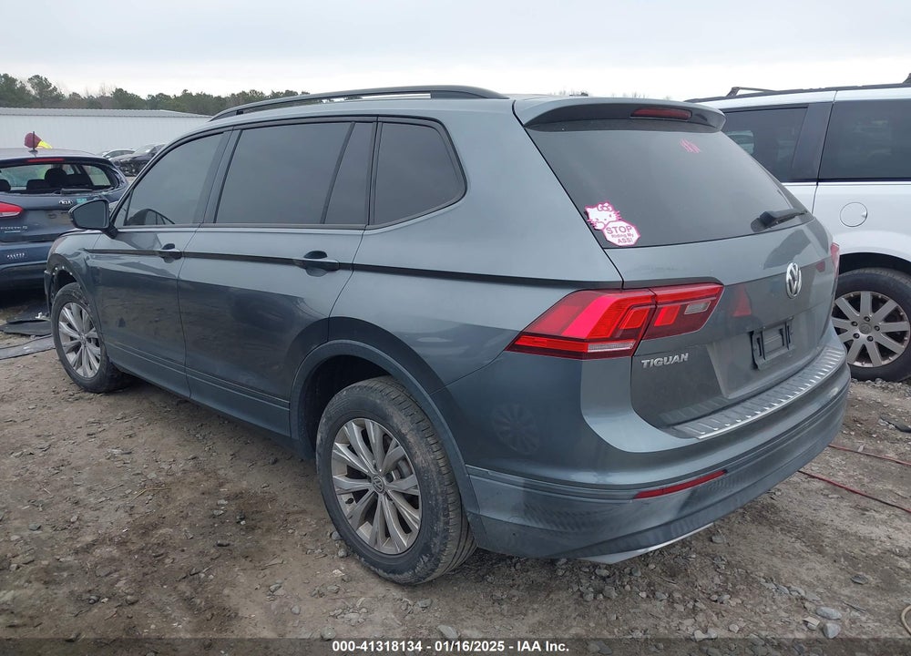 2019 VOLKSWAGEN TIGUAN VIN: 3VV1B7AX5KM077211