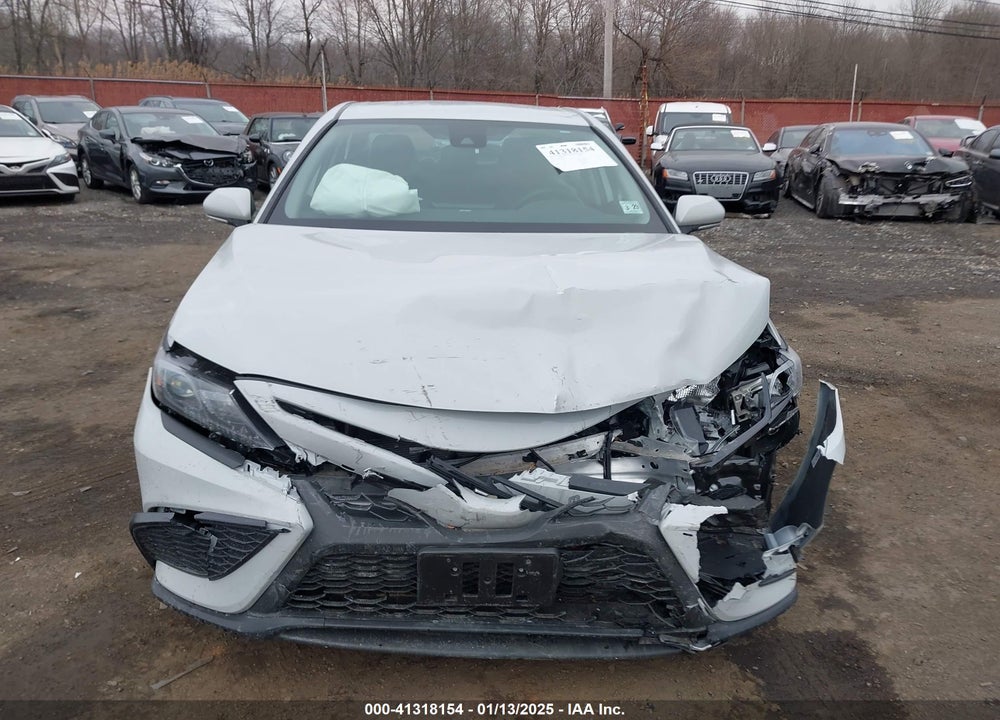 2024 TOYOTA CAMRY VIN: 4T1G11BK5RU121091