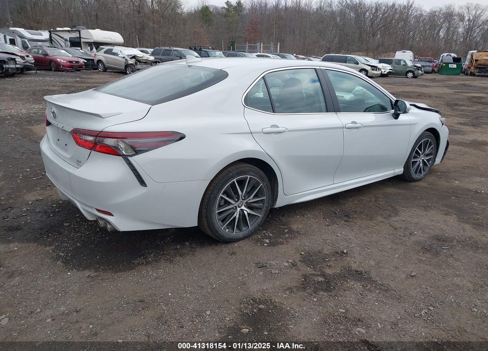 2024 TOYOTA CAMRY VIN: 4T1G11BK5RU121091