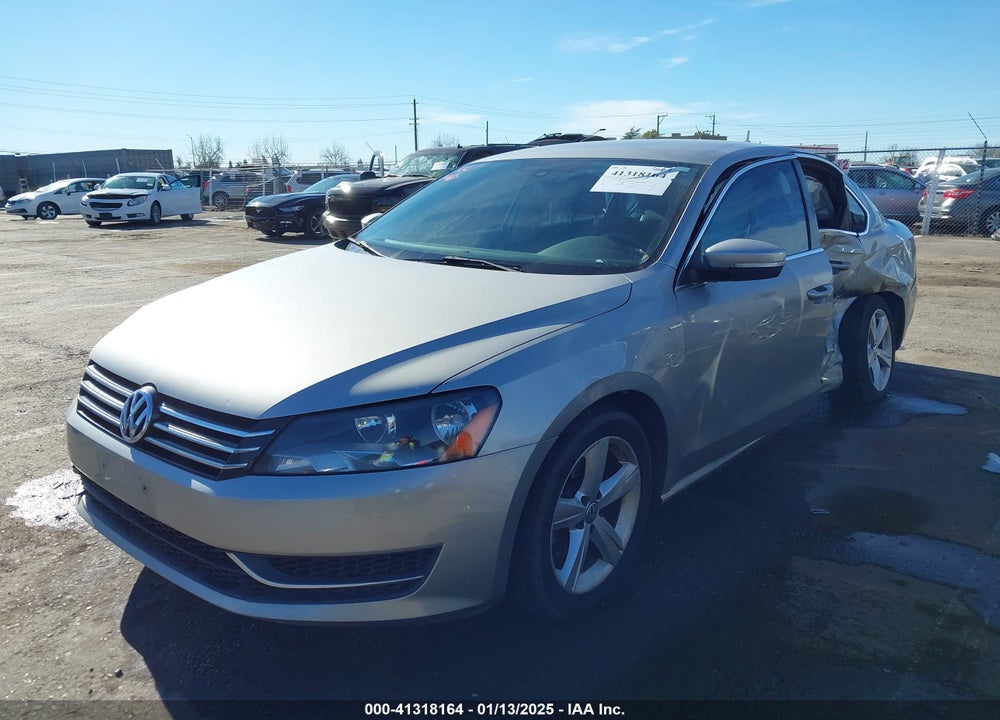 2014 VOLKSWAGEN PASSAT VIN: 1VWAT7A3XEC034334