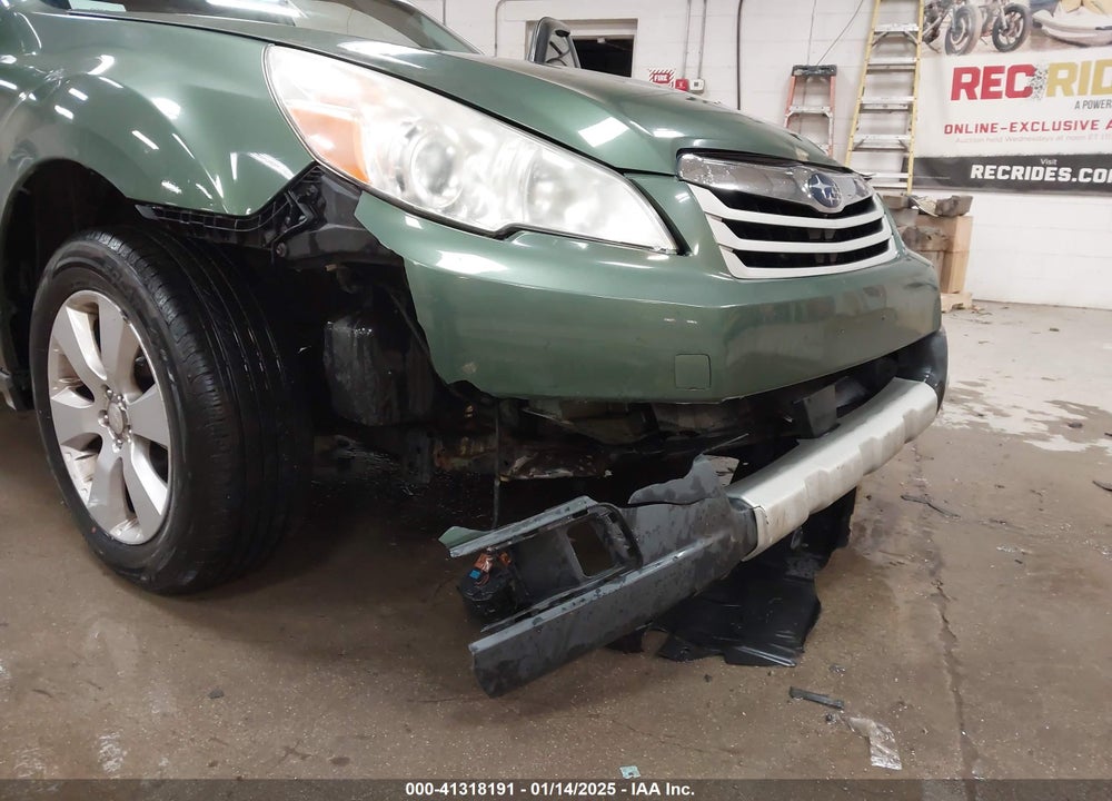 2010 SUBARU OUTBACK 2.5I LIMITED VIN: 4S4BRBKC6A3372097
