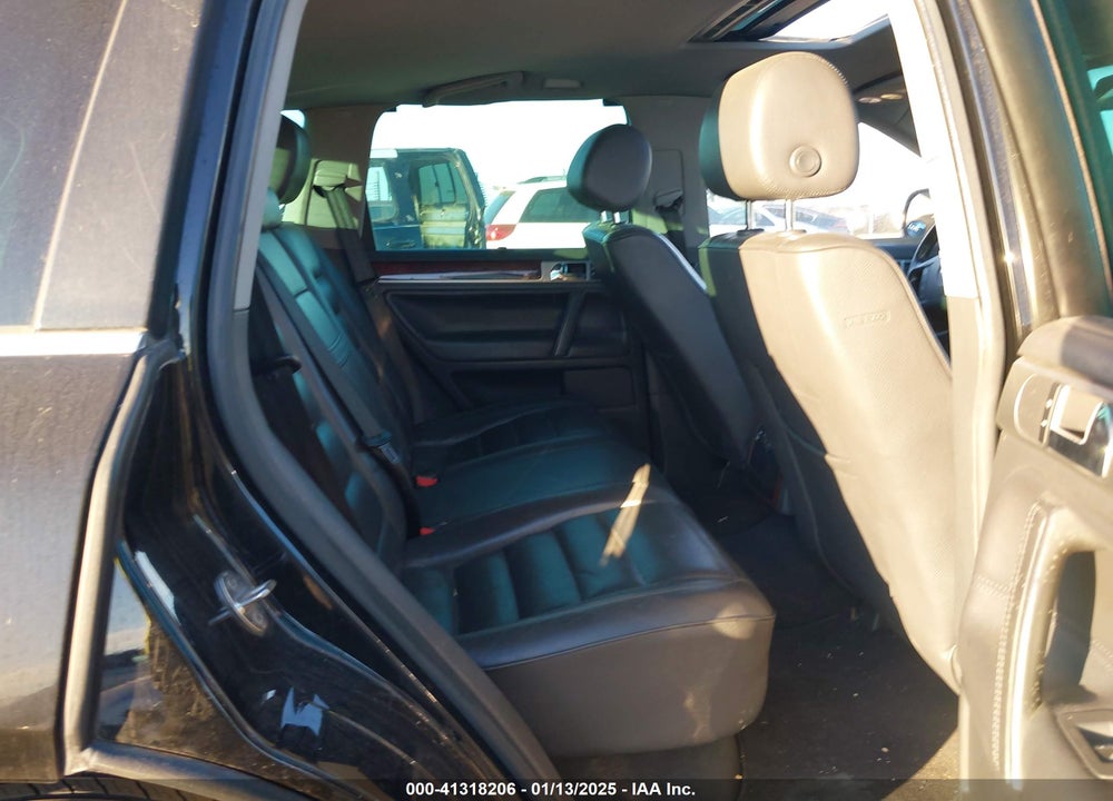 2006 VOLKSWAGEN TOUAREG VIN: WVGZG77L16D014949