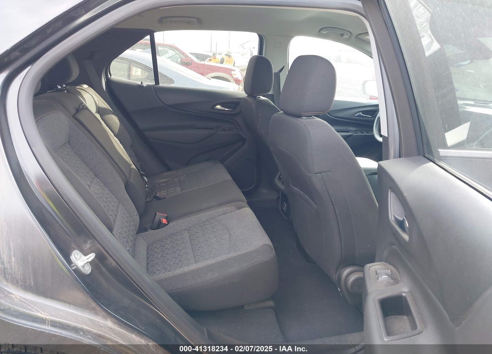 2022 CHEVROLET EQUINOX VIN: 2GNAXUEV9N6138783