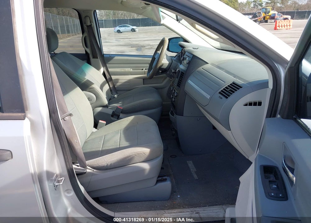 2008 DODGE GRAND CARAVAN SE VIN: 2D8HN44H18R124647