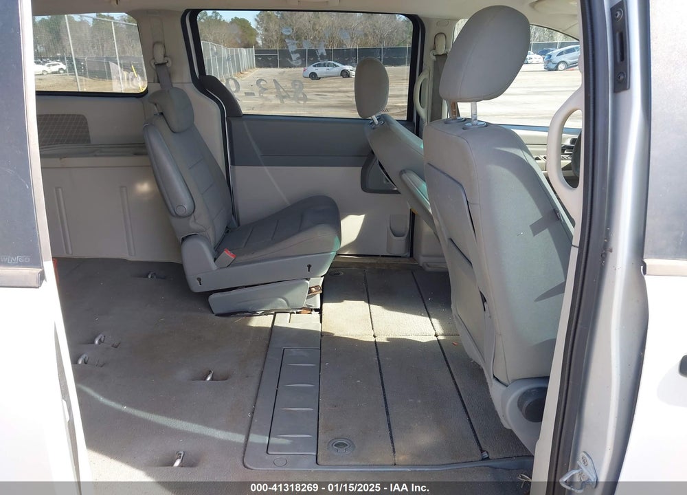 2008 DODGE GRAND CARAVAN SE VIN: 2D8HN44H18R124647