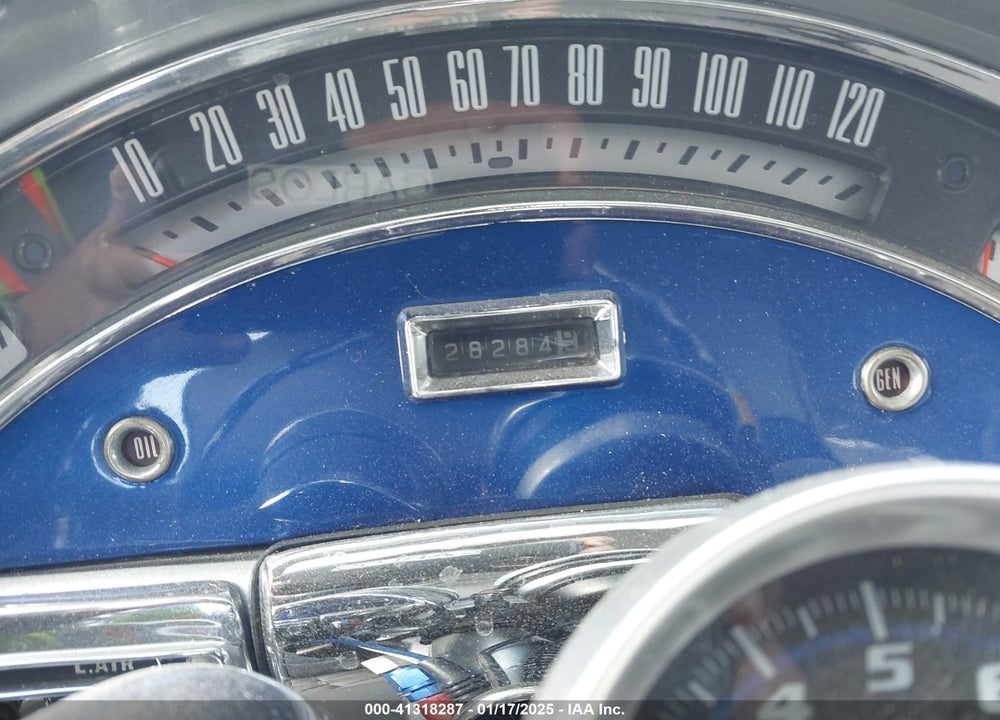 1957 FORD CUSTOM VIN: A7LG200668