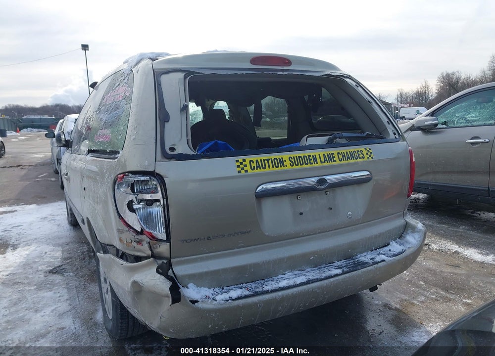 2006 CHRYSLER TOWN & COUNTRY VIN: 1A4GP45R76B748616
