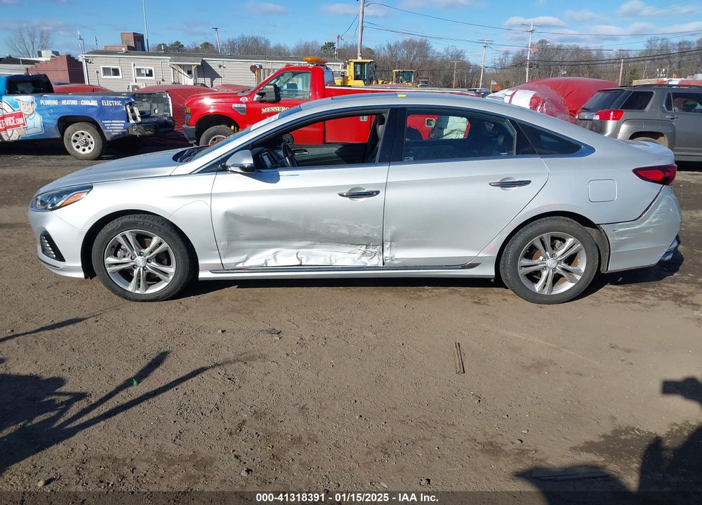 2018 HYUNDAI SONATA SPORT VIN: 5NPE34AF2JH669091