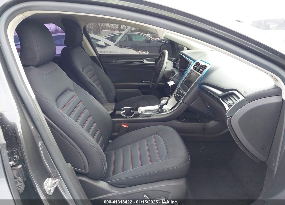 2016 FORD FUSION SE VIN: 3FA6P0HD3GR185819