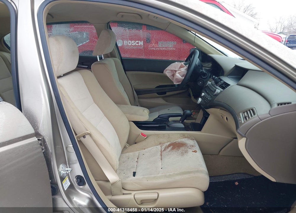 2009 HONDA ACCORD 2.4 LX VIN: JHMCP26379C014817