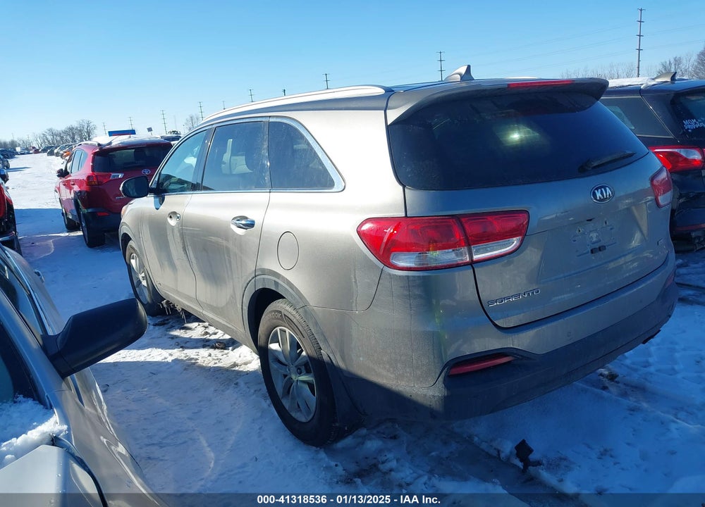 2016 KIA SORENTO 2.4L LX VIN: 5XYPGDA37GG132980