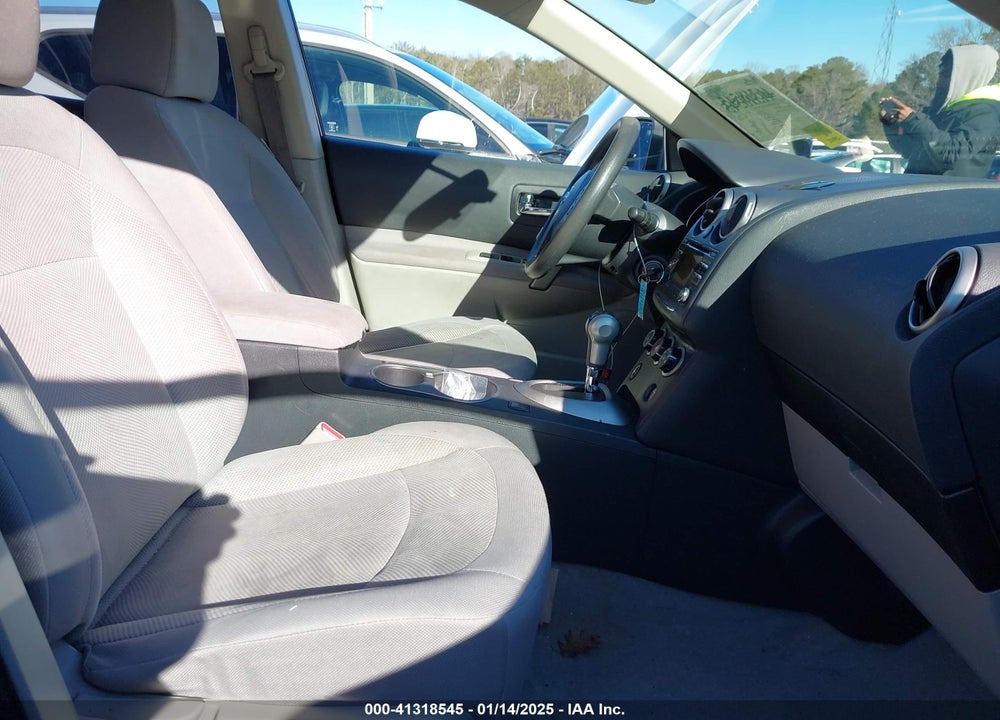 2013 NISSAN ROGUE S VIN: JN8AS5MT1DW513572
