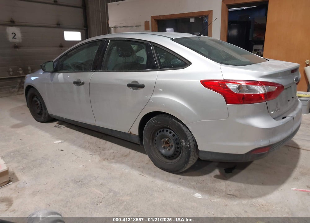 2013 FORD FOCUS VIN: 1FADP3E25DL379872