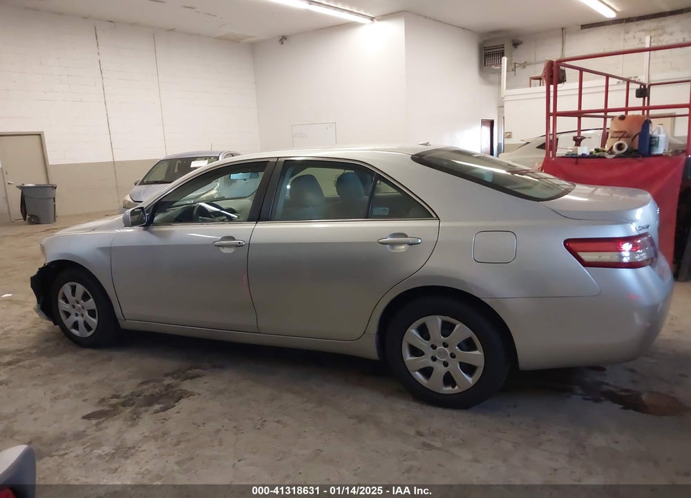 2011 TOYOTA CAMRY LE VIN: 4T1BF3EK2BU685368