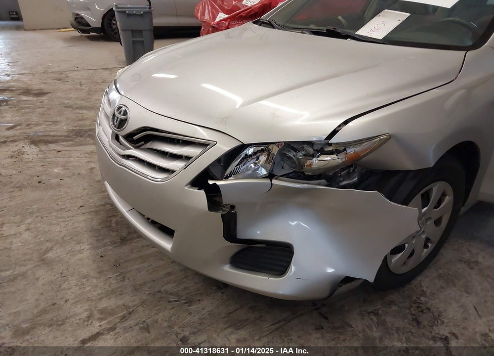 2011 TOYOTA CAMRY LE VIN: 4T1BF3EK2BU685368