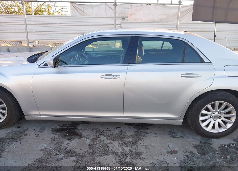2012 CHRYSLER 300 VIN: 2C3CCAAG8CH312433