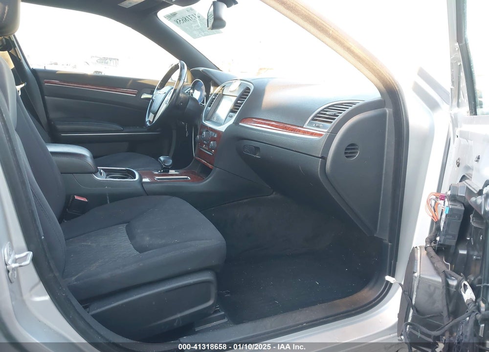 2012 CHRYSLER 300 VIN: 2C3CCAAG8CH312433