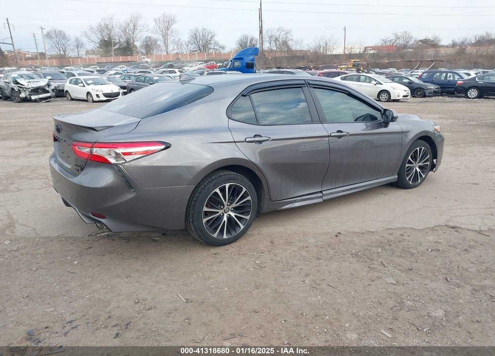 2020 TOYOTA CAMRY SE VIN: 4T1G11AK4LU881375