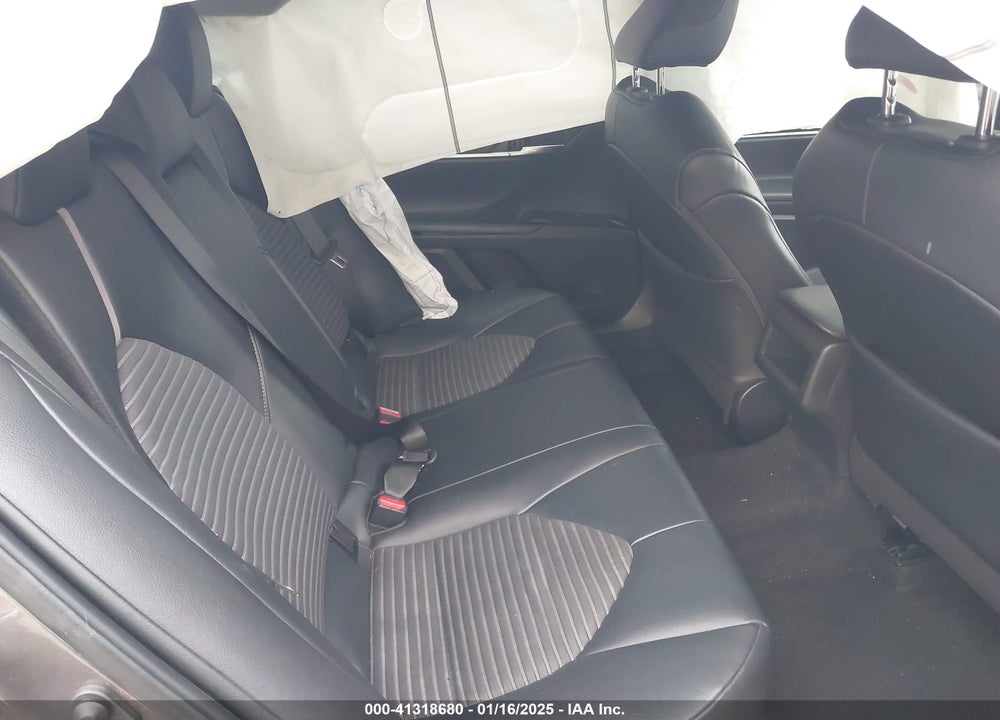 2020 TOYOTA CAMRY SE VIN: 4T1G11AK4LU881375