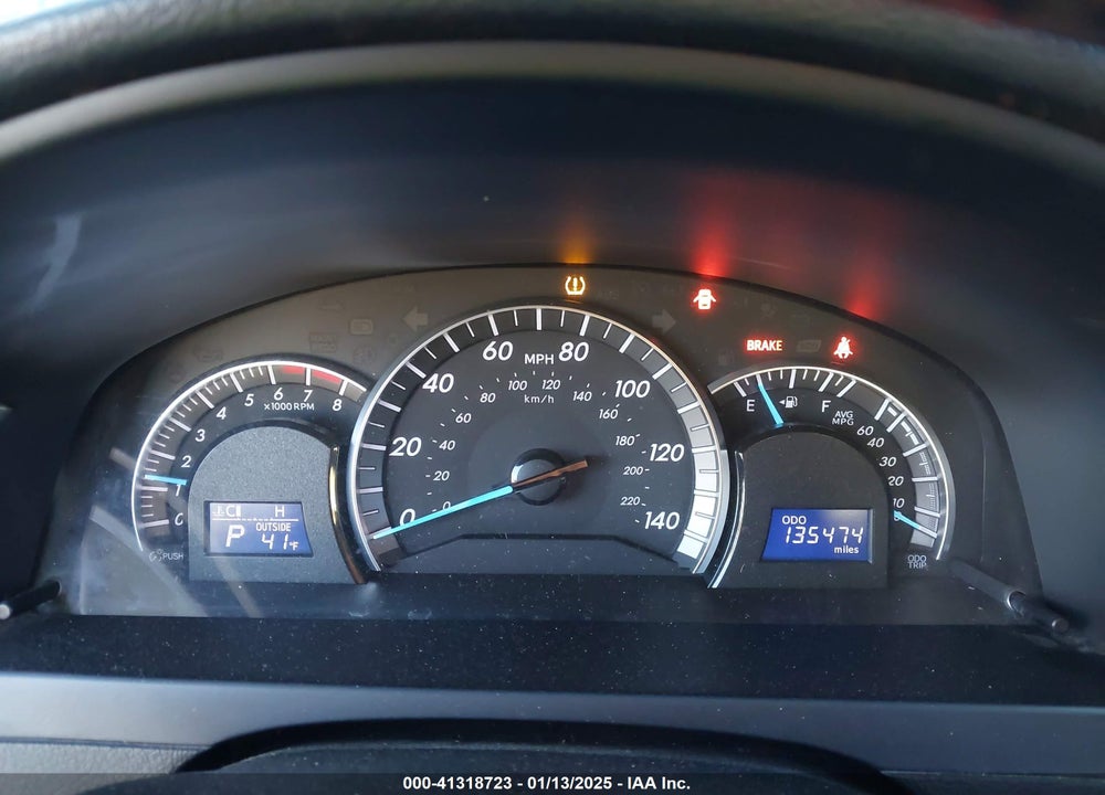 2014 TOYOTA CAMRY SE VIN: 4T1BF1FK0EU824713