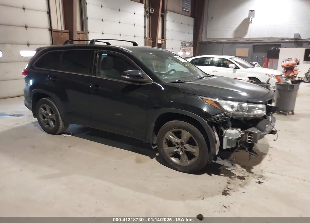 2017 TOYOTA HIGHLANDER LIMITED/PLATINUM VIN: 5TDDZRFH1HS395677