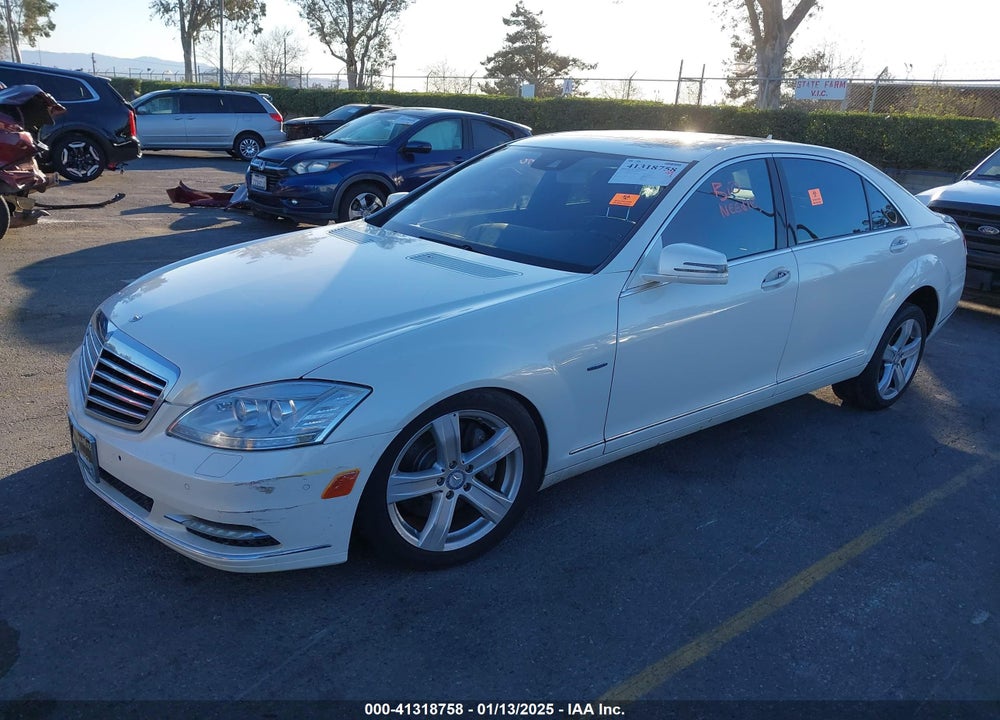 2012 MERCEDES-BENZ S 550 VIN: WDDNG7DB2CA471013