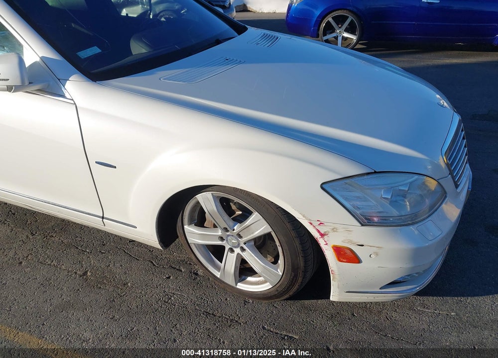 2012 MERCEDES-BENZ S 550 VIN: WDDNG7DB2CA471013