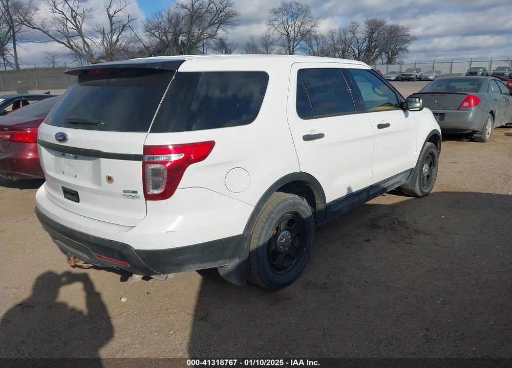 2015 FORD POLICE INTERCEPTOR VIN: 1FM5K8AR1FGC07858