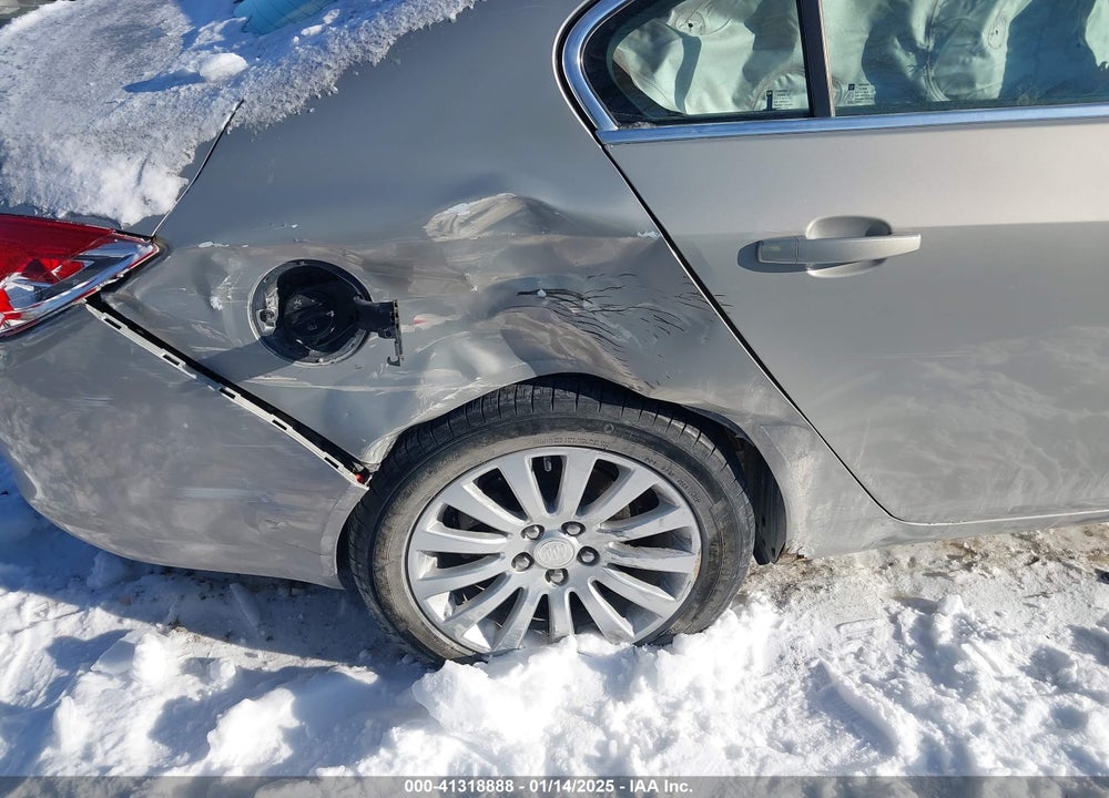 2011 BUICK REGAL VIN: W04GR5EC5B1014102