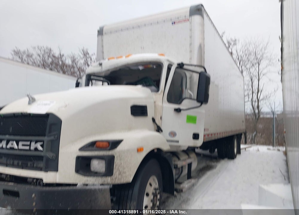 2023 MACK MD VIN: 1M2MDBAAXPS008075