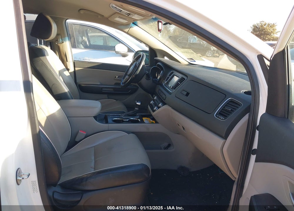 2020 KIA SEDONA EX VIN: KNDMB5C1XL6647617