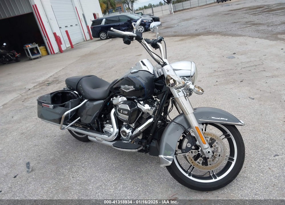 2022 HARLEY-DAVIDSON FLHR VIN: 1HD1FBC11NB653725