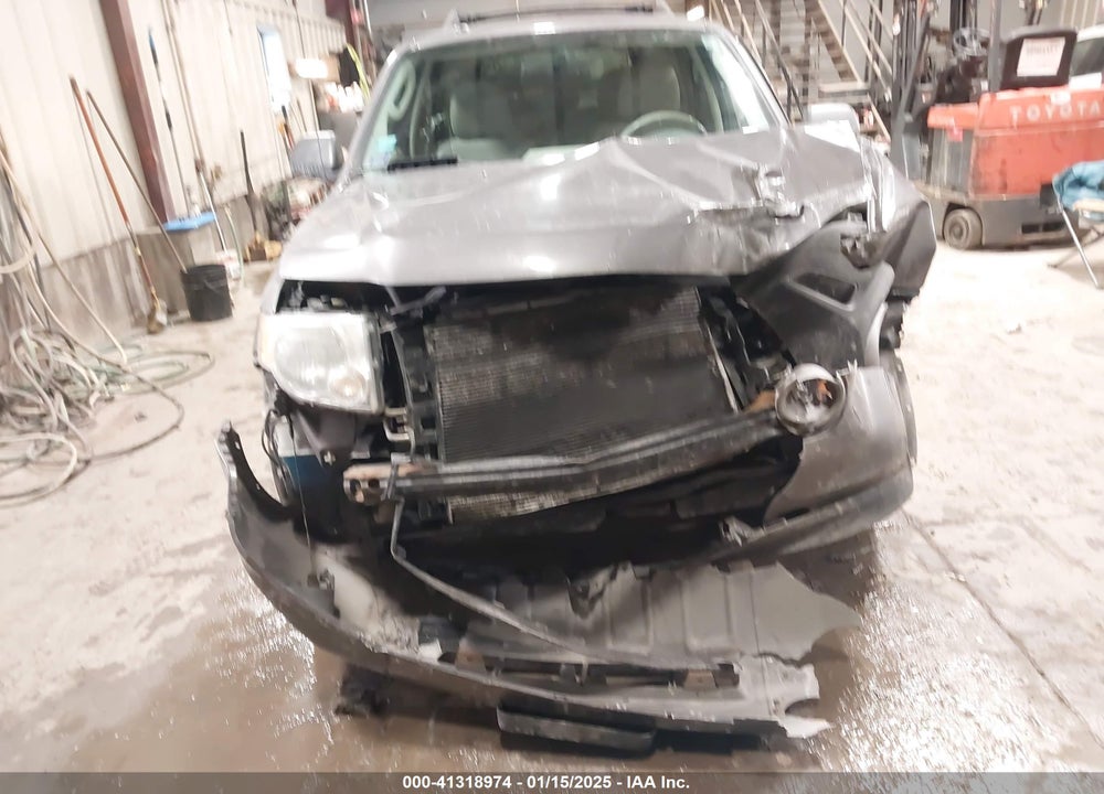 2011 FORD ESCAPE XLT VIN: 1FMCU9DGXBKB88283