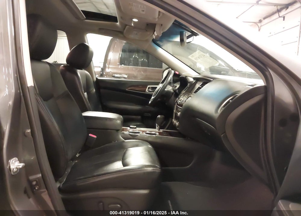 2015 NISSAN PATHFINDER SL VIN: 5N1AR2MMXFC686683