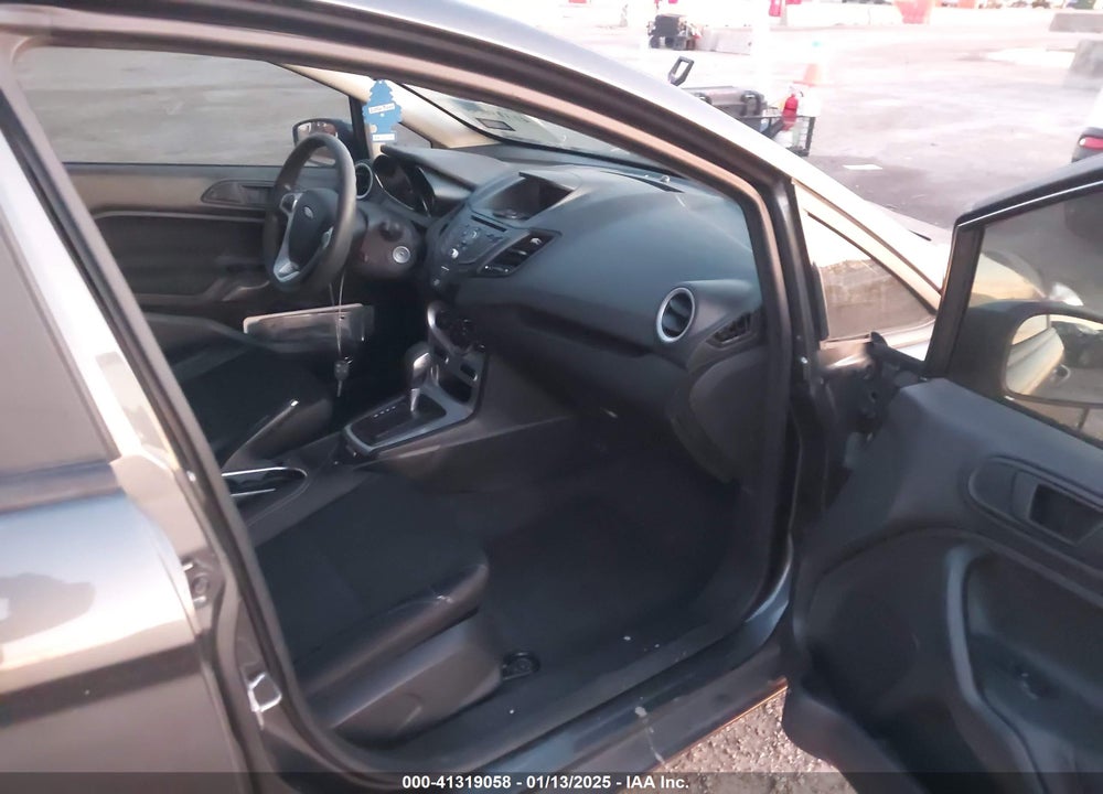 2019 FORD FIESTA VIN: 3FADP4EJ7KM165748