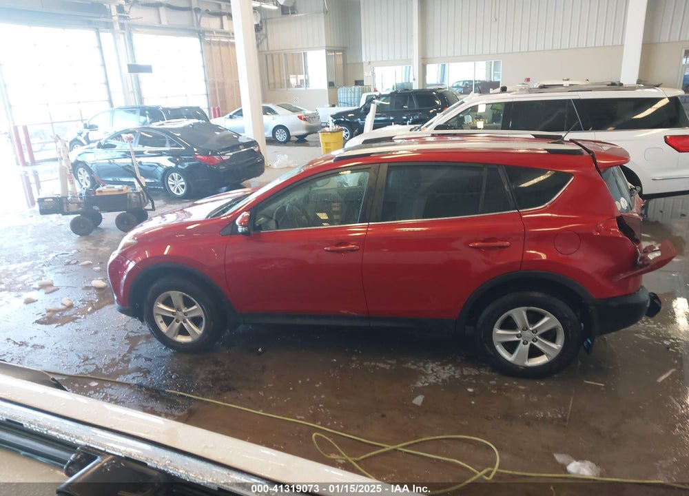 2014 TOYOTA RAV4 XLE VIN: JTMRFREV7ED091380