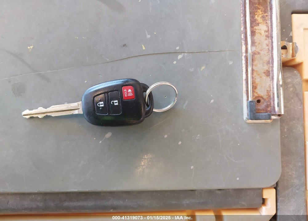 2014 TOYOTA RAV4 XLE VIN: JTMRFREV7ED091380
