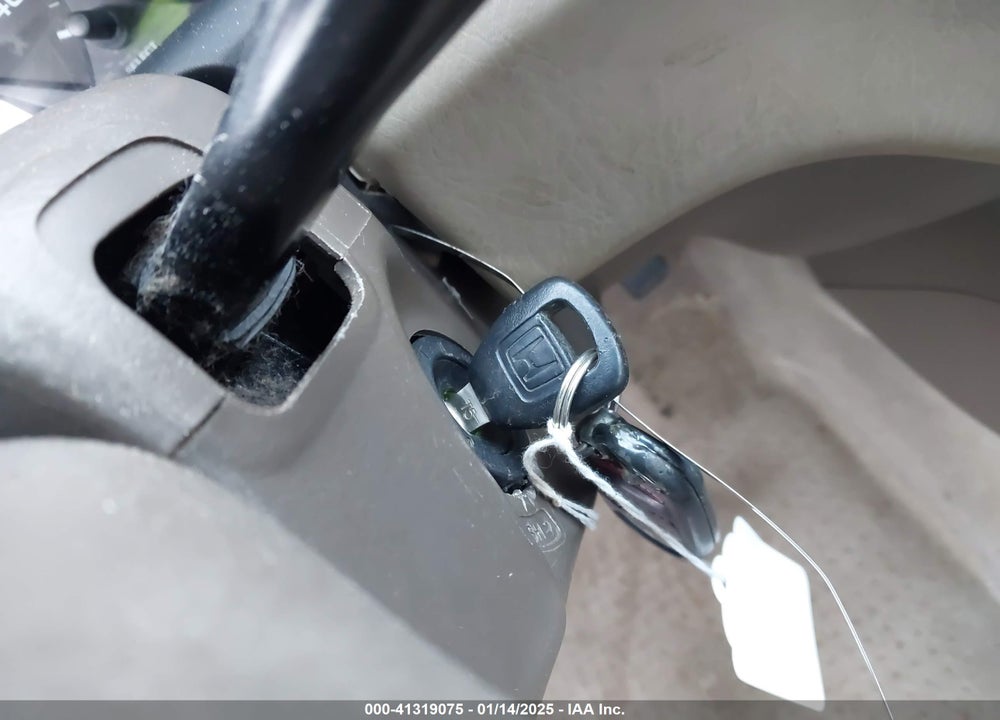 2000 HONDA ACCORD SDN VIN: JHMCG5676YC042093