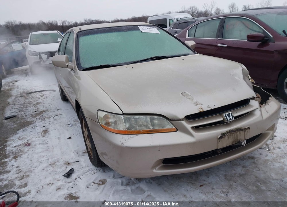 2000 HONDA ACCORD SDN VIN: JHMCG5676YC042093