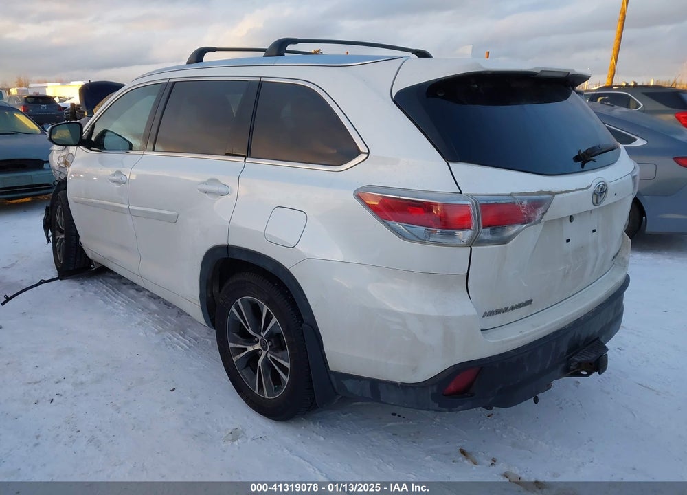 2016 TOYOTA HIGHLANDER XLE V6 VIN: 5TDJKRFH6GS311245