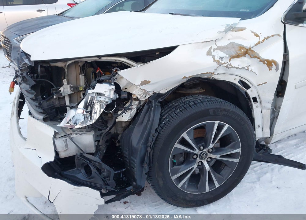 2016 TOYOTA HIGHLANDER XLE V6 VIN: 5TDJKRFH6GS311245