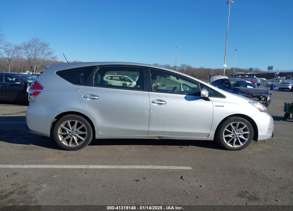 2017 TOYOTA PRIUS V VIN: JTDZN3EUXHJ062209