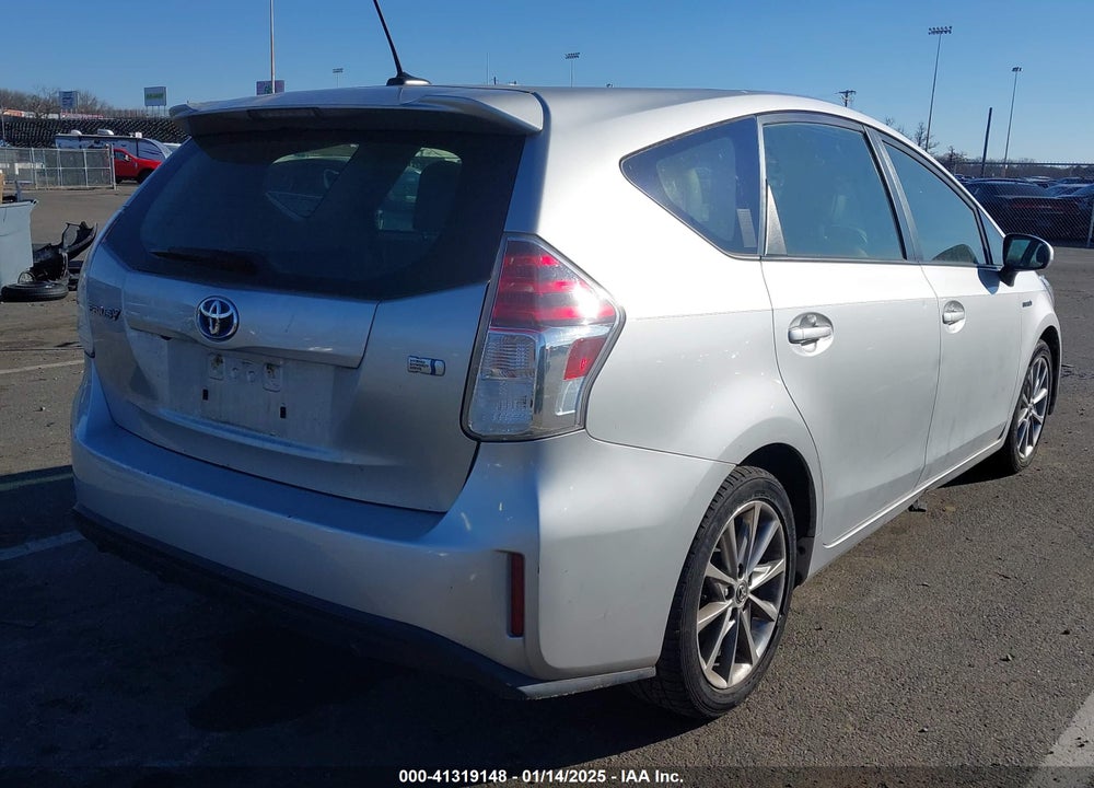 2017 TOYOTA PRIUS V VIN: JTDZN3EUXHJ062209