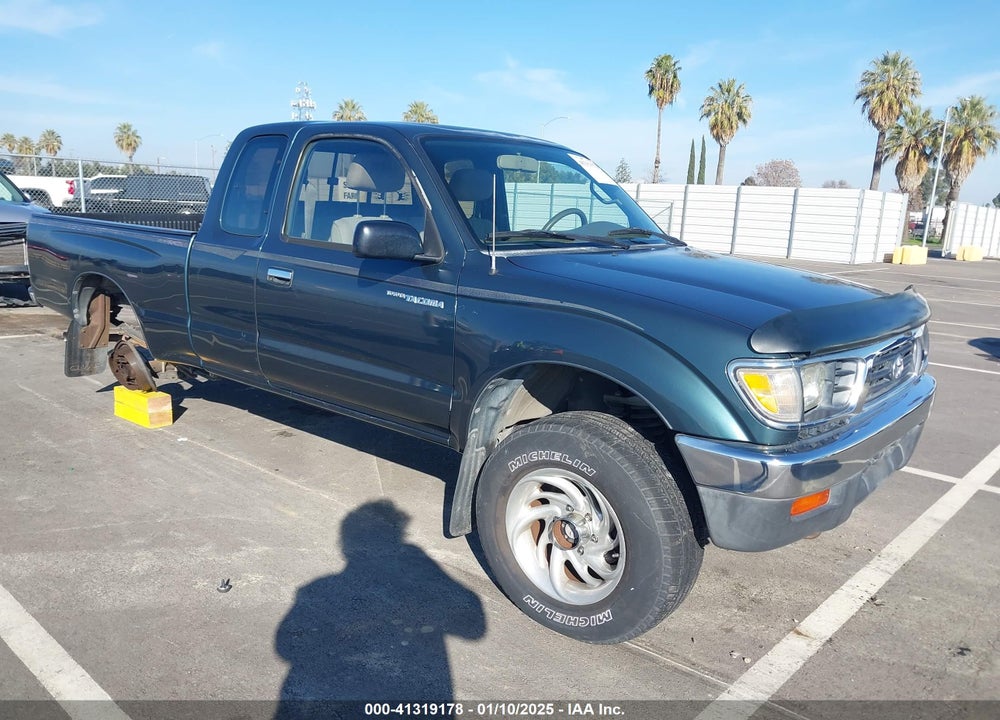1996 TOYOTA TACOMA XTRACAB VIN: 4TAWM72N4TZ220186
