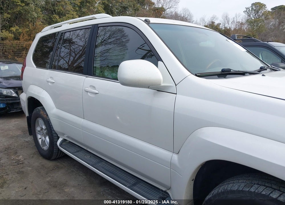 2005 LEXUS GX 470 VIN: JTJBT20X450092193