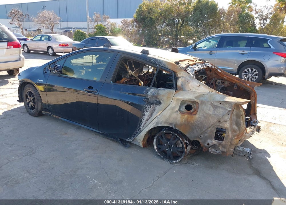 2022 TOYOTA PRIUS VIN: JTDKAMFU0N3161123