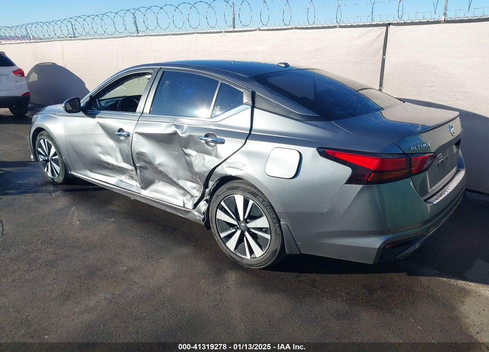 2021 NISSAN ALTIMA SV FWD VIN: 1N4BL4DV3MN304547